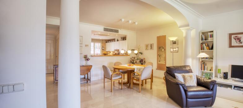 apartment-in-ses-oliveres-an-exclusive-gated-community-on-the-bendinat-golf