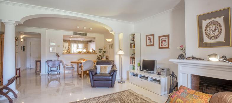 apartment-in-ses-oliveres-an-exclusive-gated-community-on-the-bendinat-golf