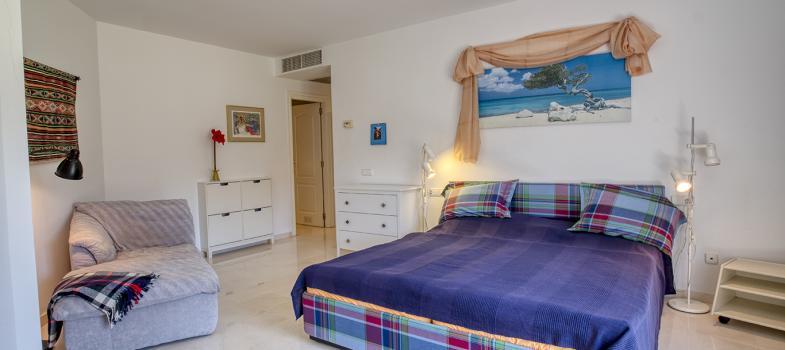 apartment-in-ses-oliveres-an-exclusive-gated-community-on-the-bendinat-golf