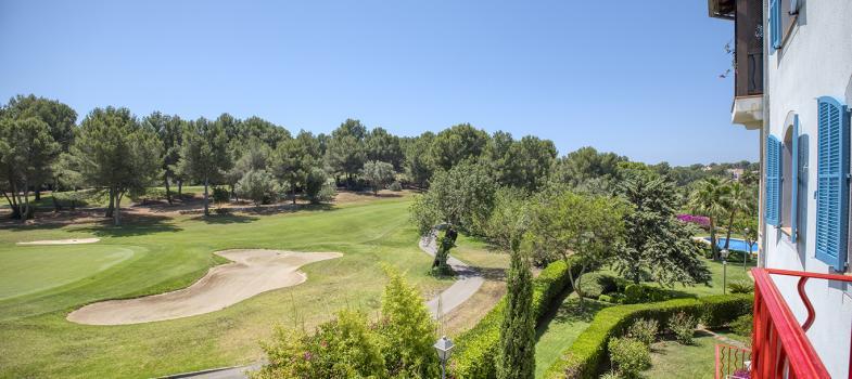 apartment-in-ses-oliveres-an-exclusive-gated-community-on-the-bendinat-golf