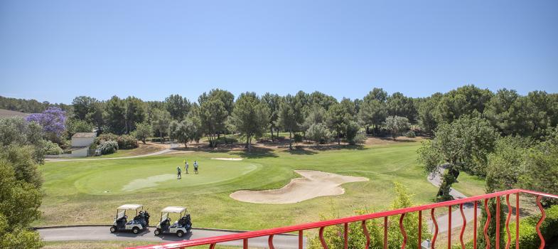 apartment-in-ses-oliveres-an-exclusive-gated-community-on-the-bendinat-golf