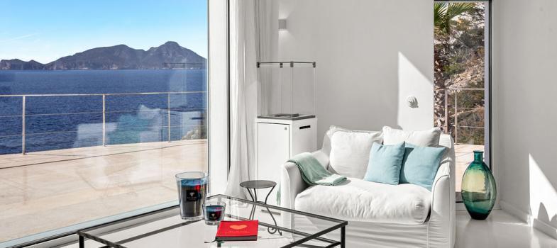 prestigiosa-villa-en-una-ubicaciaan-espectacular-con-impresionantes-vistas-