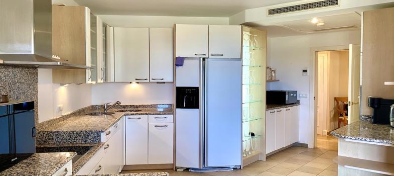 elegant-apartment-in-exclusive-mardavall-residences