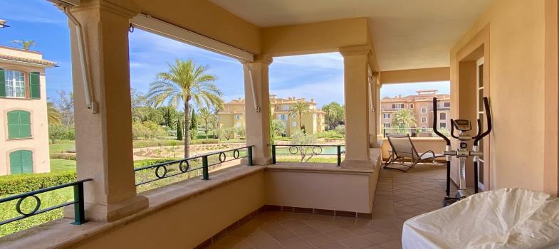 elegant-apartment-in-exclusive-mardavall-residences