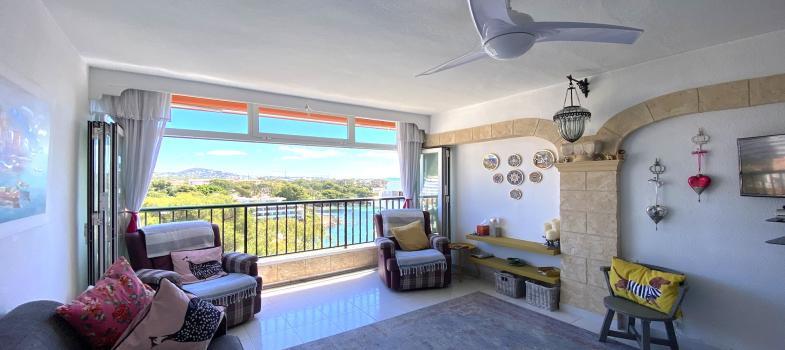 apartamento-en-aaltimo-piso-en-primera-linea-al-mar