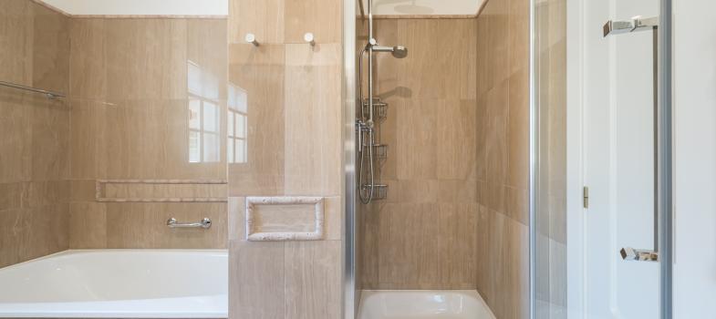 elegant-apartment-by-the-sea-in-the-exclusive-residencias-mardavall