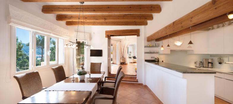 elegant-and-cozy-villa-in-a-prime-location