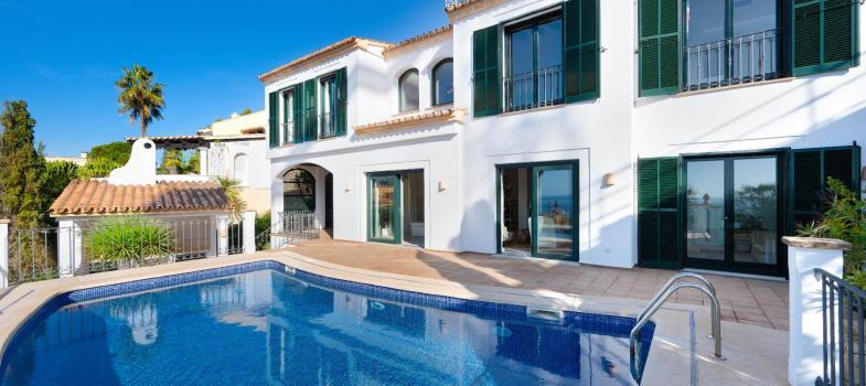 villa-mediterraanea-con-hermosas-vistas-en-camp-de-mar