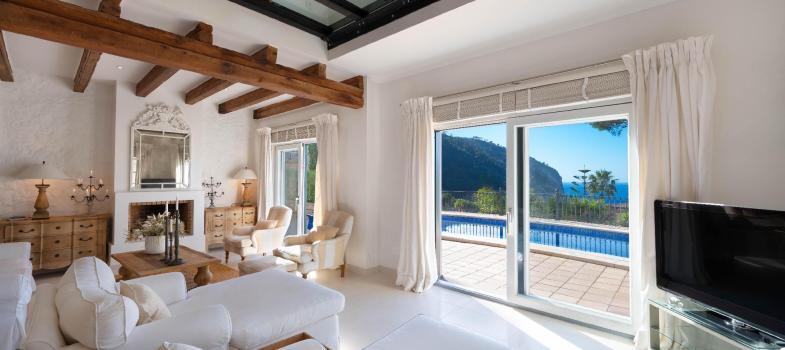villa-mediterraanea-con-hermosas-vistas-en-camp-de-mar