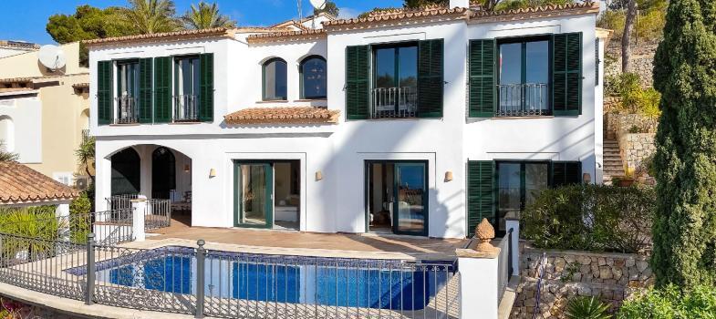 villa-mediterraanea-con-hermosas-vistas-en-camp-de-mar