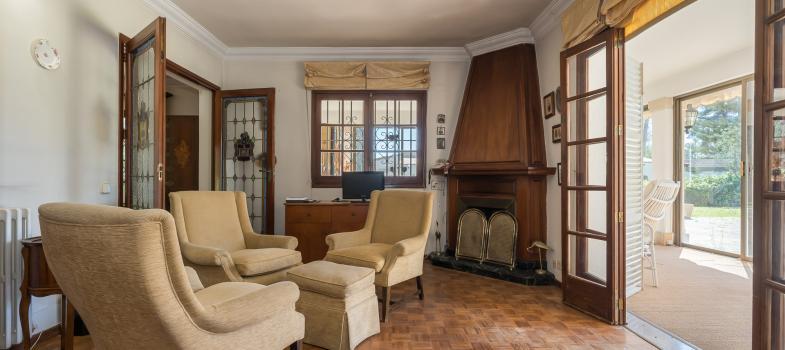 villa-para-renovar-o-nueva-construcciaan-directamente-en-son-vida-golf