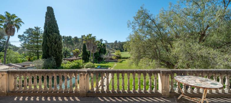 villa-for-renovation-or-new-build-directly-on-son-vida-golf-course