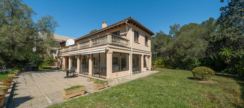 villa-para-renovar-o-nueva-construcciaan-directamente-en-son-vida-golf