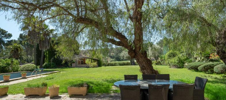 villa-for-renovation-or-new-build-directly-on-son-vida-golf-course