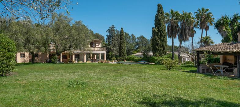 villa-para-renovar-o-nueva-construcciaan-directamente-en-son-vida-golf