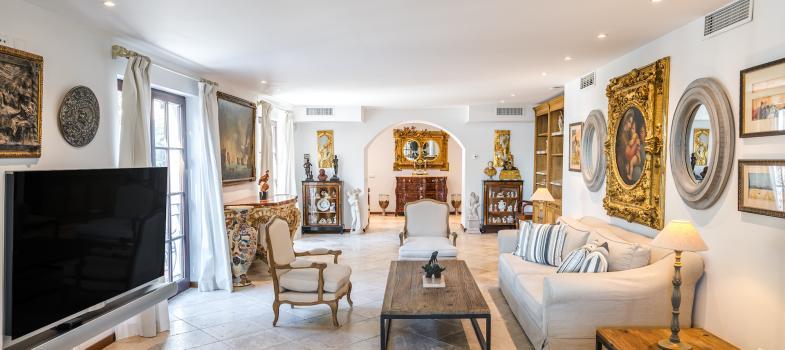 exclusive-mediterranean-villa-in-prime-beachfront-location