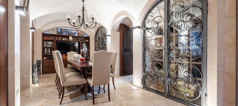 exclusive-mediterranean-villa-in-prime-beachfront-location