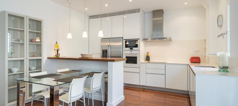 stylish-duplex-apartment-in-the-heart-of-santa-catalina