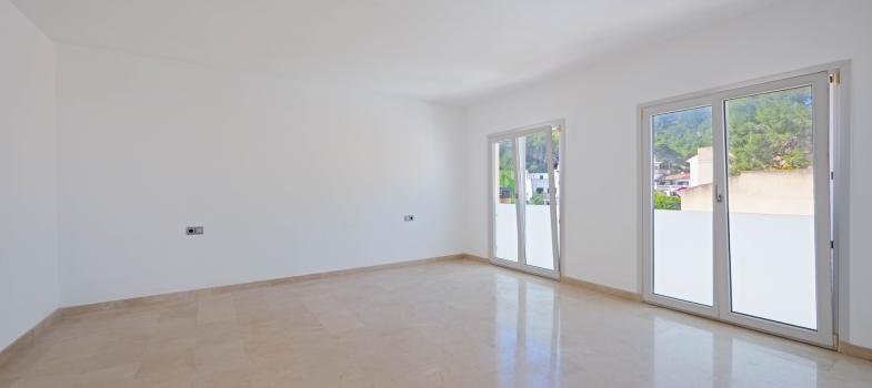 unique-penthouse-project-with-magnificent-harbour-views-in-puerto-de-andrat