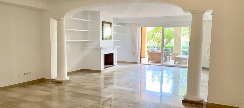 stylish-groundfloor-apartment-in-an-exclusive-development