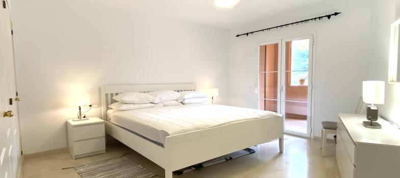 lovely-furnished-apartment-to-rent-in-ses-oliveres-by-bendinat-golf