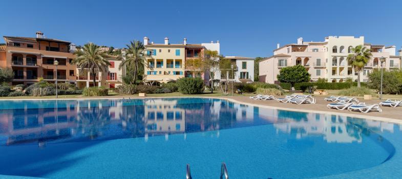 lovely-furnished-apartment-to-rent-in-ses-oliveres-by-bendinat-golf
