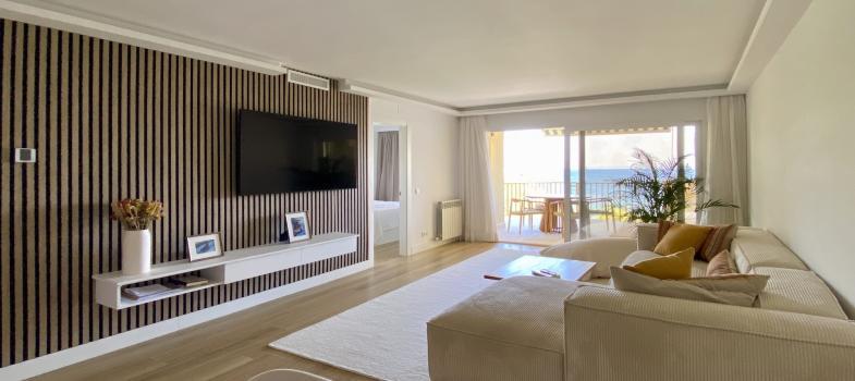 modern-beach-apartment-with-beautiful-sea-views