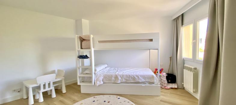 moderne-strandwohnung-mit-schaanem-meerblick
