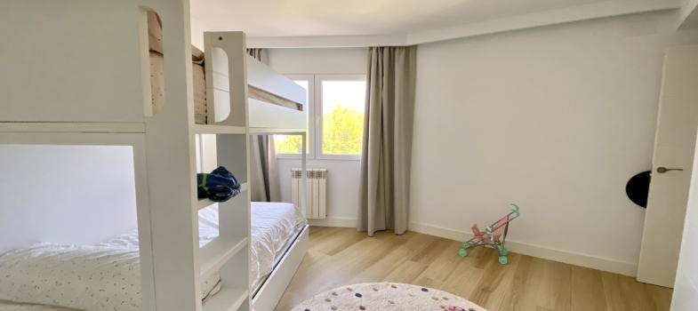 moderne-strandwohnung-mit-schaanem-meerblick