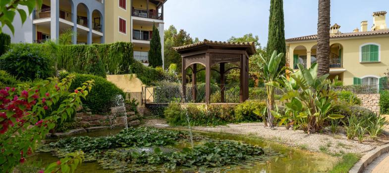 stylish-apartment-with-private-garden-in-a-prestigious-bendinat-community