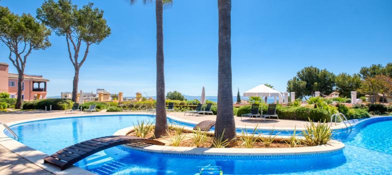 stylish-apartment-with-private-garden-in-a-prestigious-bendinat-community