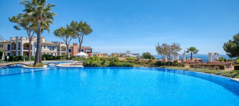 stylish-apartment-with-private-garden-in-exclusive-bendinat-community