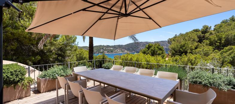 elegant-finca-style-villa-with-sea-views-and-redesign-potential