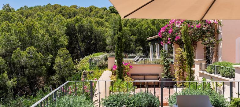 elegant-finca-style-villa-with-sea-views-and-redesign-potential