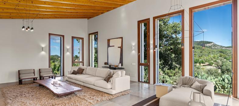 luxuriaase-neu-erbaute-finca-in-ruhiger-landschaft