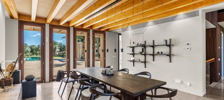 lujosa-finca-de-nueva-construcciaan-en-tranquilo-entorno-rural