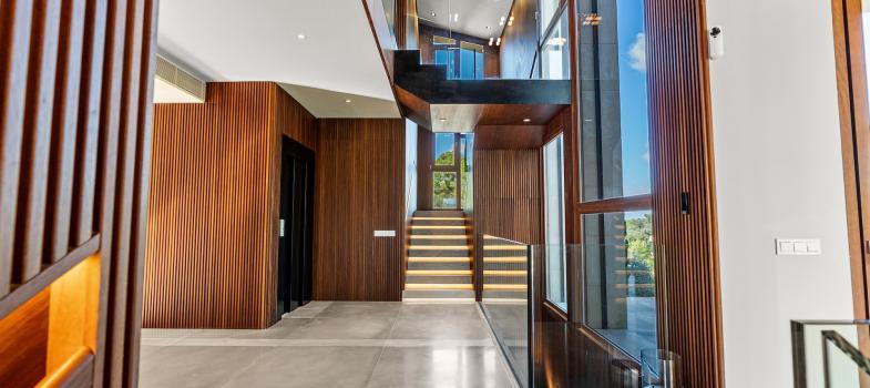 lujosa-finca-de-nueva-construcciaan-en-tranquilo-entorno-rural