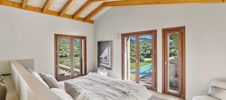 luxuriaase-neu-erbaute-finca-in-ruhiger-landschaft