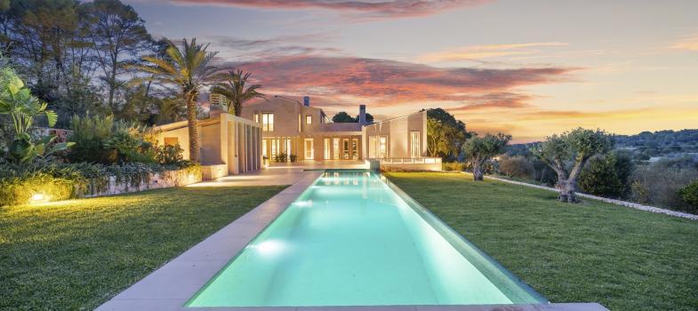 luxuriaase-neu-erbaute-finca-in-ruhiger-landschaft