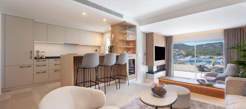 stunning-renovated-townhouse-with-views-to-andratx-harbour