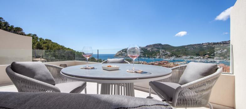 precioso-adosado-renovado-con-vistas-al-puerto-de-andratx