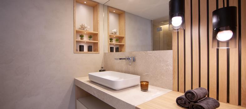 stunning-renovated-townhouse-with-views-to-andratx-harbour