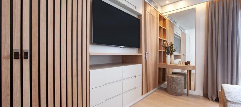 stunning-renovated-townhouse-with-views-to-andratx-harbour