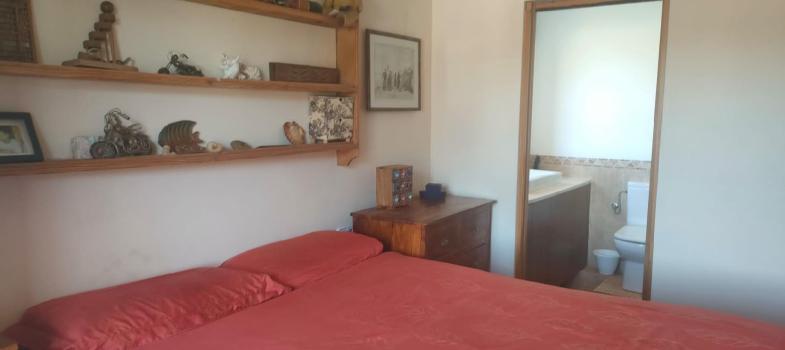 villa-con-gran-potencial-de-renovaciaan-en-zona-residencial-solicitada-el-t