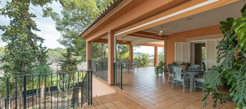 villa-with-pool-in-prime-central-location-in-portals-nous