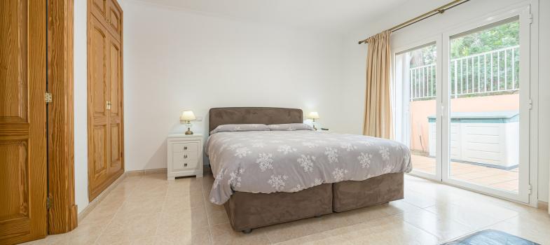 villa-mit-pool-in-erstklassiger-zentraler-lage-in-portals-nous