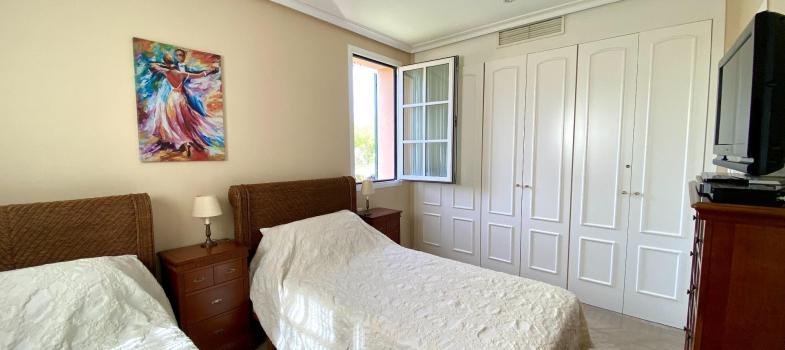 elegant-apartment-in-exclusive-mardavall-residences