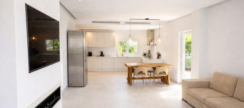 renovated-ground-floor-apartment-in-portals-nous