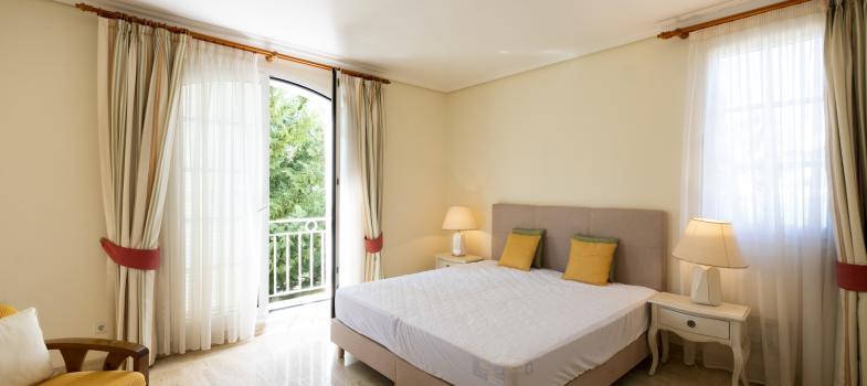 elegant-apartment-in-prestigious-community