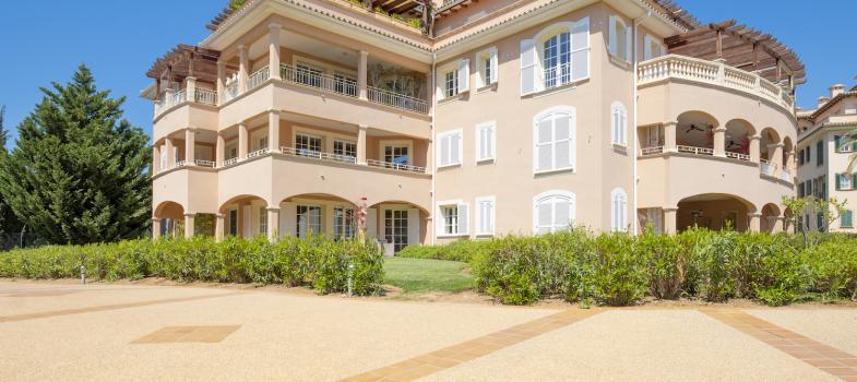 elegant-apartment-in-prestigious-community